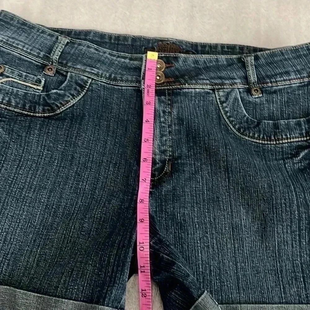 [12]Vintage Revolt Dark Wash Jeans Shorts  with folded Hem - Picture 4 of 7